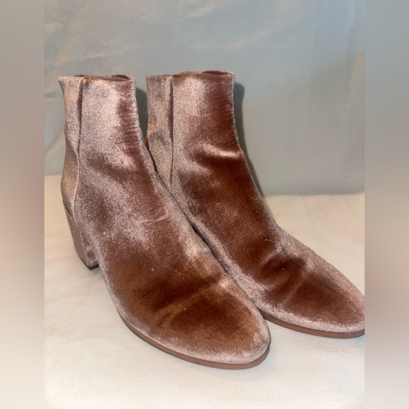 Dolce Vita Mirra Pink Velvet Ankle Boho/Festival, Cowgirl Boots - Picture 2 of 10